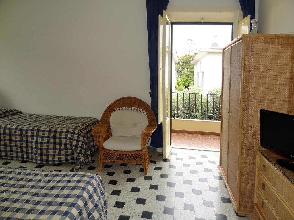 B&B Villa Fantasia Gaeta Oda fotoğraf